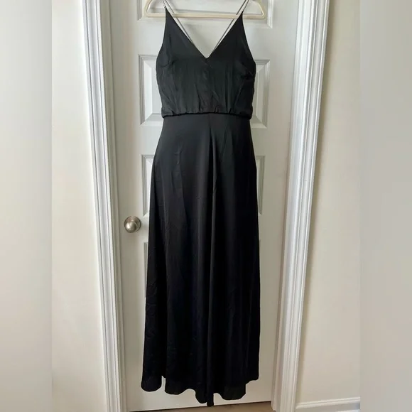 H&M womens formal black gown Size 8